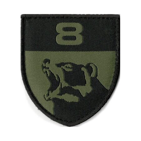 8 - osios rinktinės antsiuvas